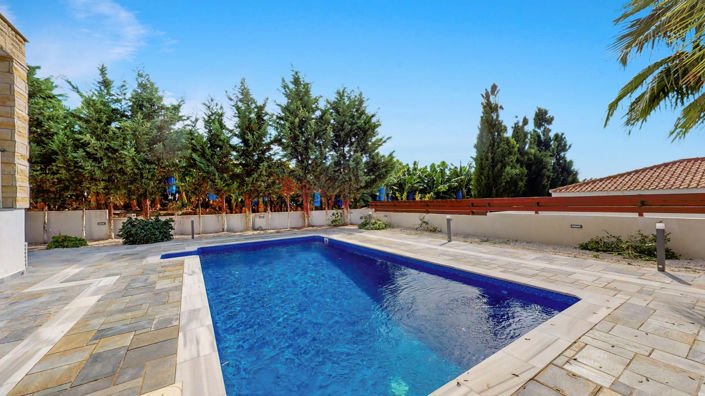 Image No.12-Villa de 5 chambres à vendre à Kissonerga