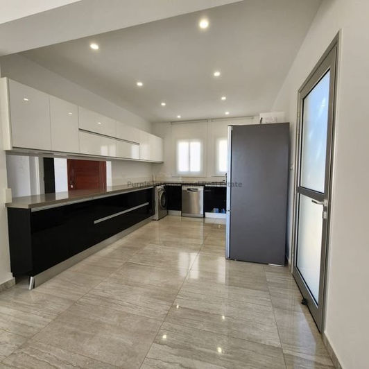 Image No.16-Villa de 5 chambres à vendre à Kissonerga