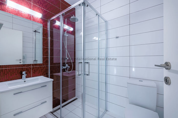 Image No.18-Villa de 5 chambres à vendre à Kissonerga