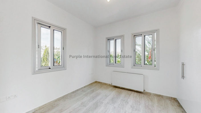 Image No.21-Villa de 5 chambres à vendre à Kissonerga