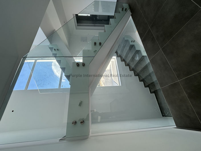 Image No.15-4 Bed Villa for sale