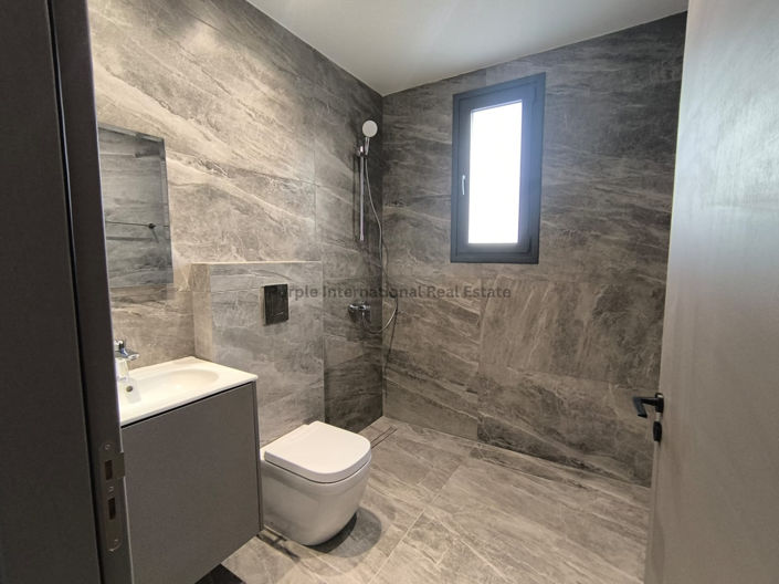 Image No.9-3 Bed Apartment for sale