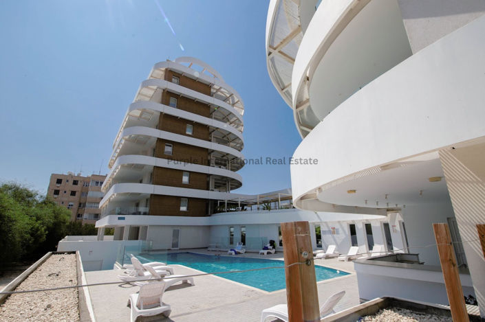 Image No.26-2 Bed Apartment for sale