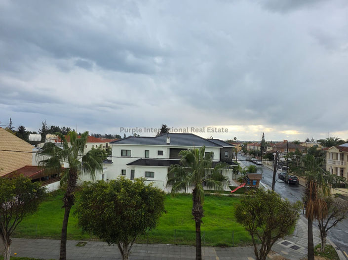 Image No.17-2 Bed Apartment for sale