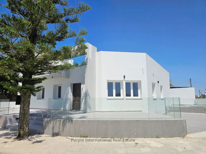 Image No.1-3 Bed Bungalow for sale
