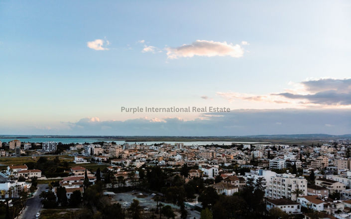 Image No.9-3 Bed Apartment for sale