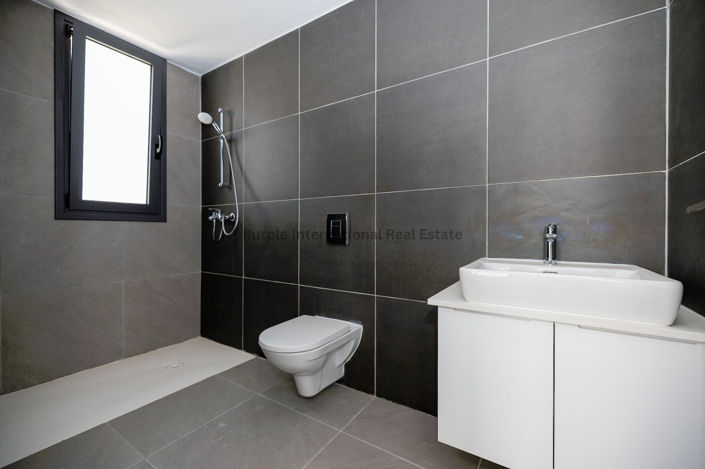 Image No.12-3 Bed Villa for sale