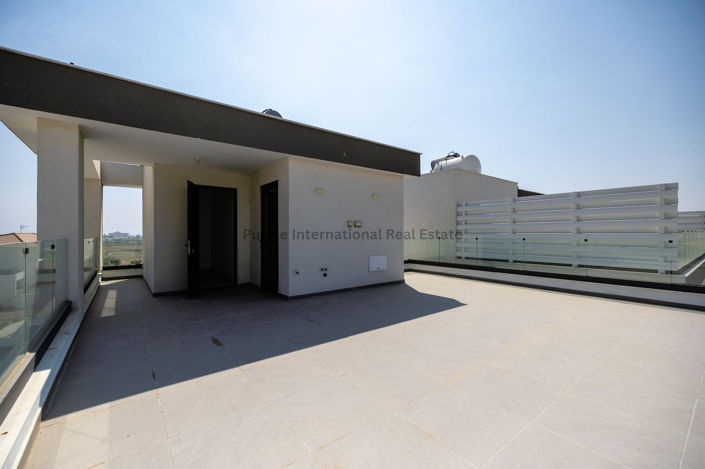 Image No.21-3 Bed Villa for sale