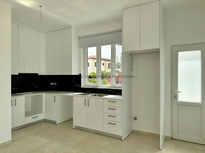 Image No.25-3 Bed Villa for sale