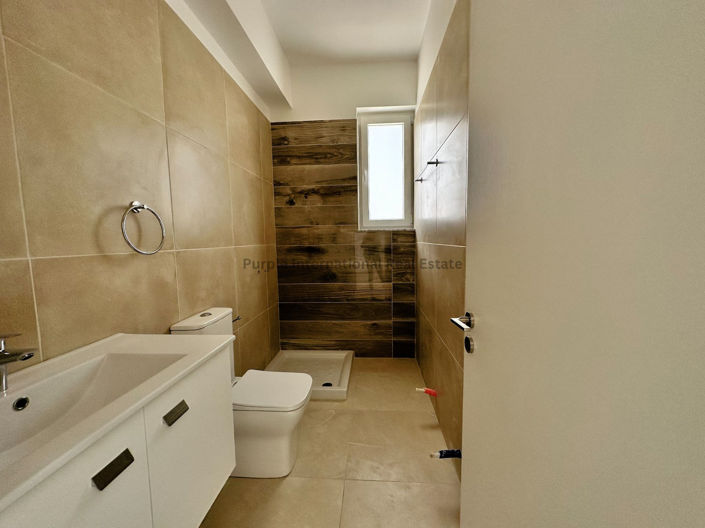 Image No.28-3 Bed Villa for sale