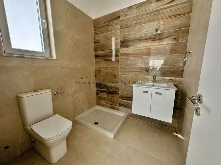 Image No.29-3 Bed Villa for sale