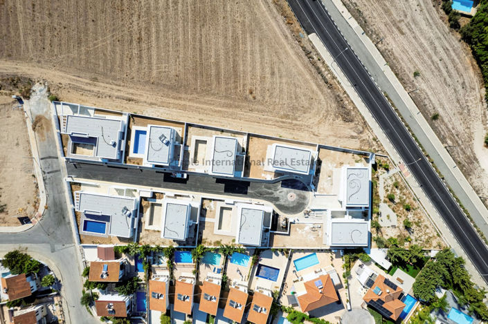 Image No.32-3 Bed Villa for sale