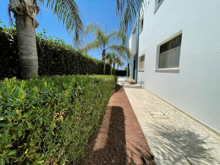 Image No.18-3 Bed Apartment for sale