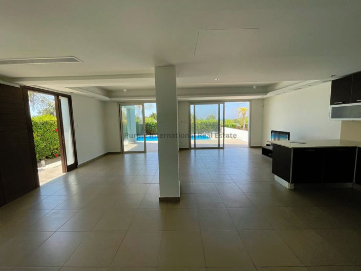 Image No.3-3 Bed Apartment for sale