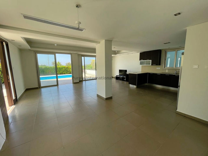 Image No.8-3 Bed Apartment for sale