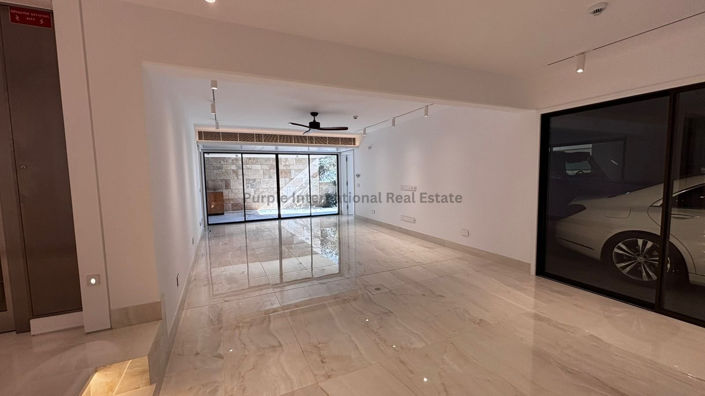 Image No.13-3 Bed Villa for sale