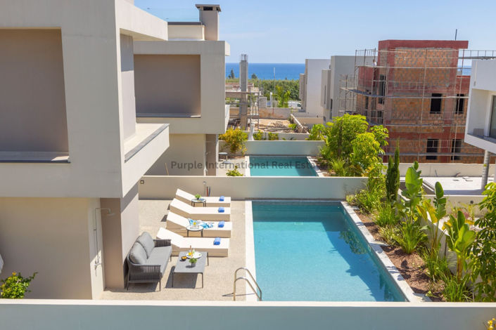 Image No.27-3 Bed Villa for sale