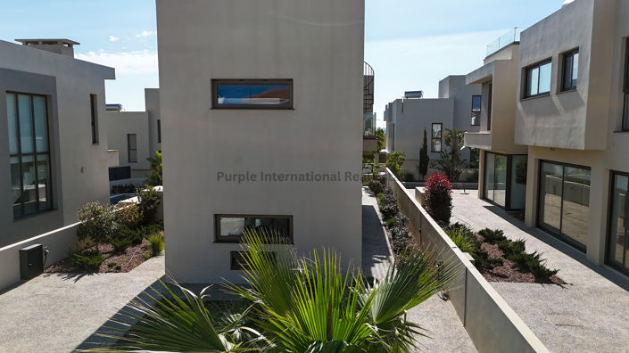 Image No.36-3 Bed Villa for sale