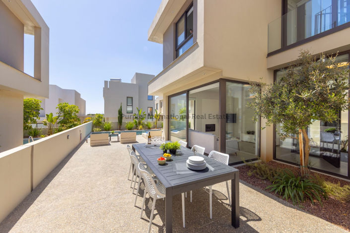 Image No.8-3 Bed Villa for sale