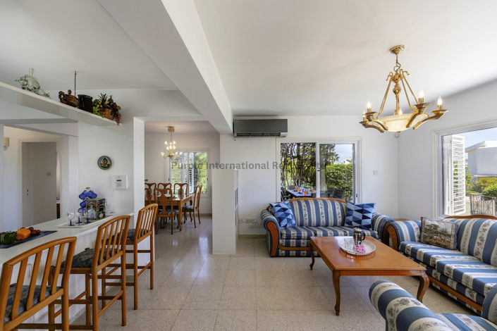 Image No.11-4 Bed Villa for sale