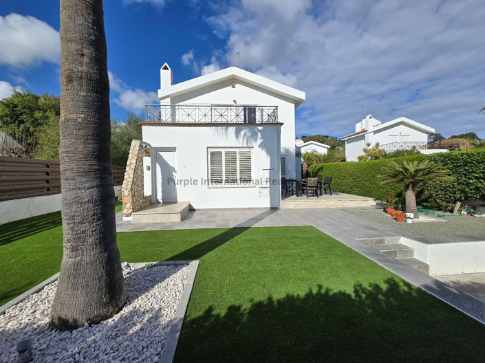 Image No.2-4 Bed Villa for sale