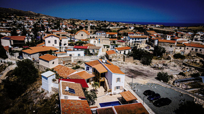 Image No.45-5 Bed House for sale