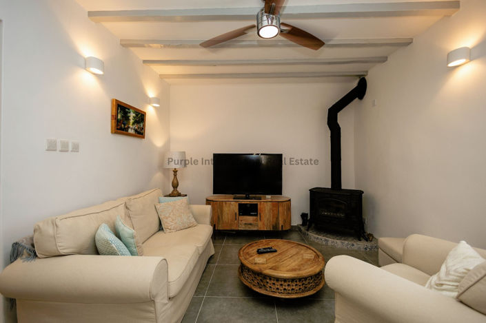 Image No.6-5 Bed House for sale