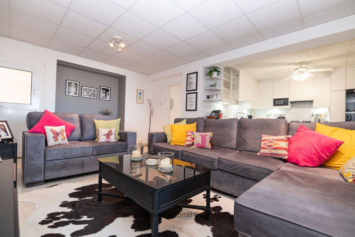 Image No.1-3 Bed Apartment for sale