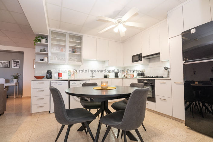 Image No.8-3 Bed Apartment for sale