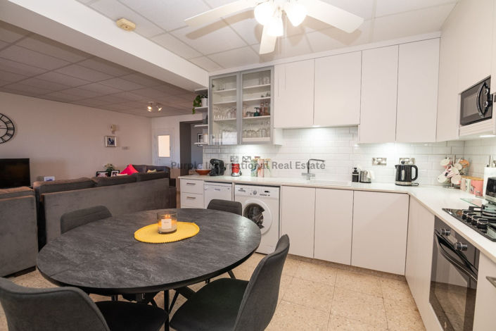 Image No.9-3 Bed Apartment for sale