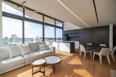 3 Bed Apartment for sale