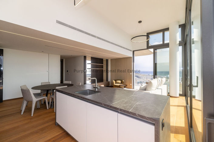 Image No.10-3 Bed Apartment for sale