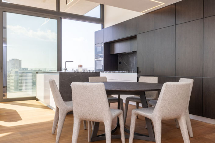 Image No.15-3 Bed Apartment for sale