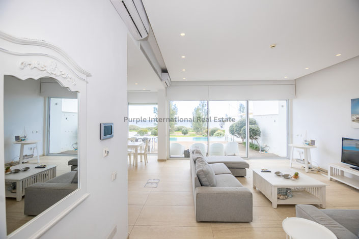 Image No.2-Villa de 5 chambres à vendre à Ayia Triada