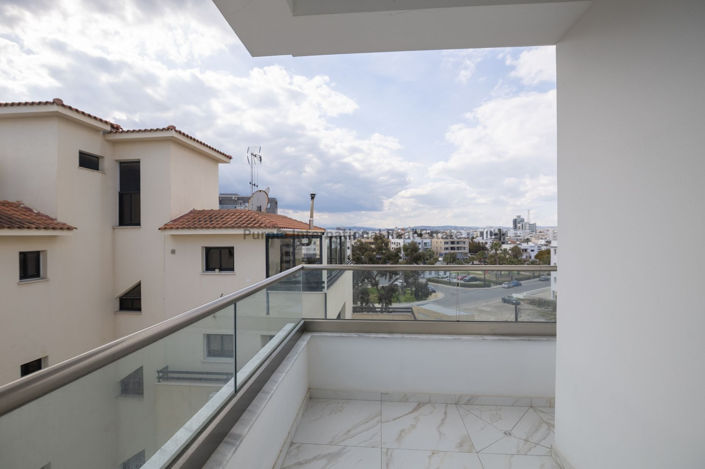 Image No.24-3 Bed Apartment for sale