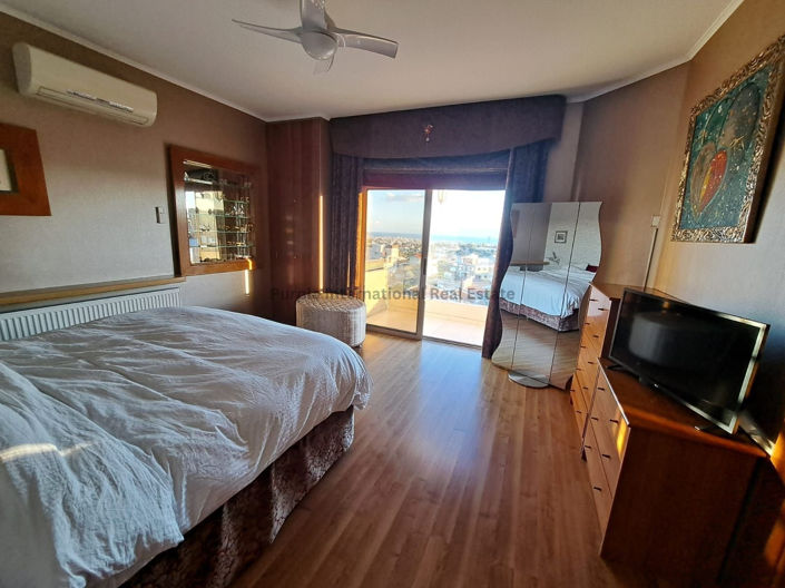 Image No.9-4 Bed Villa for sale