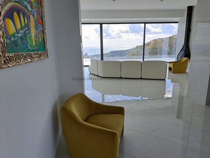 Image No.22-8 Bed Villa for sale