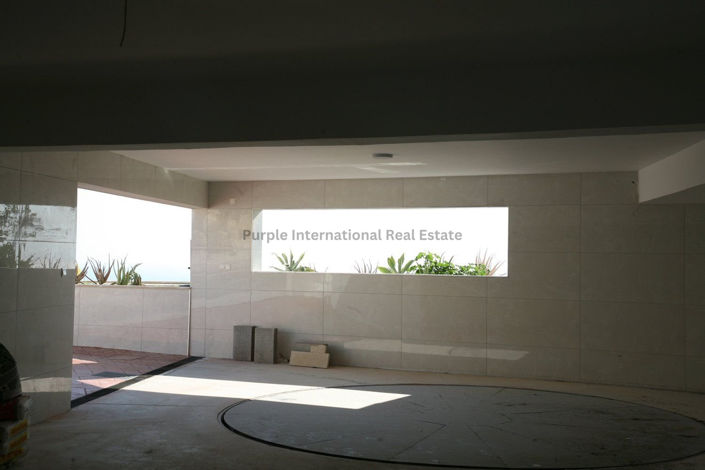 Image No.23-Villa de 8 chambres à vendre à Agios Tychonas