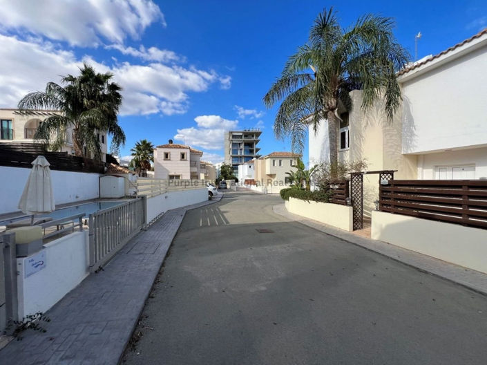 Image No.24-3 Bed Villa for sale