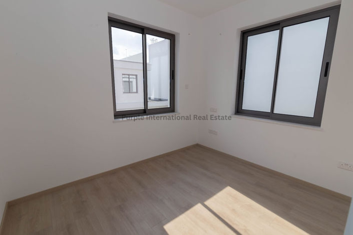 Image No.17-2 Bed Villa for sale