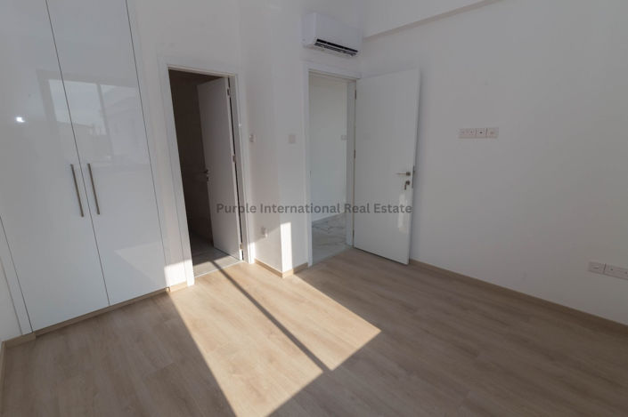 Image No.18-2 Bed Villa for sale