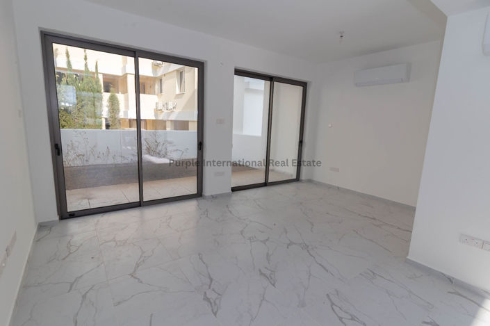 Image No.2-2 Bed Villa for sale