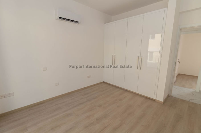 Image No.25-2 Bed Villa for sale