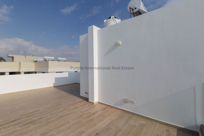 Image No.28-2 Bed Villa for sale