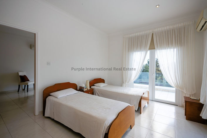 Image No.29-7 Bed Villa for sale