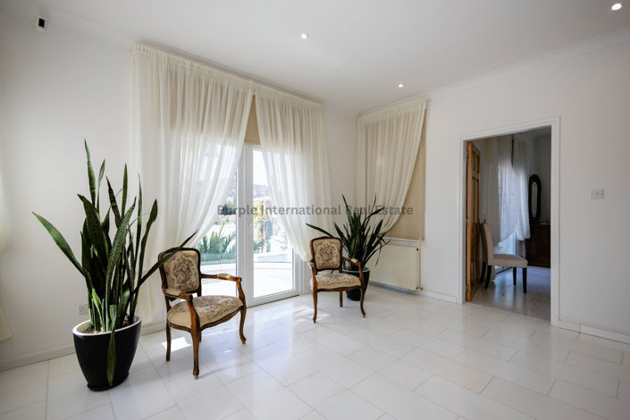 Image No.31-7 Bed Villa for sale