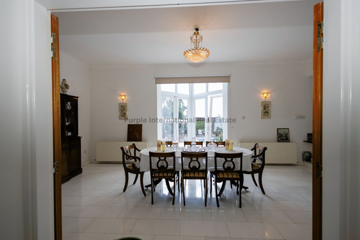 Image No.5-7 Bed Villa for sale