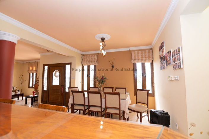 Image No.10-4 Bed Villa for sale