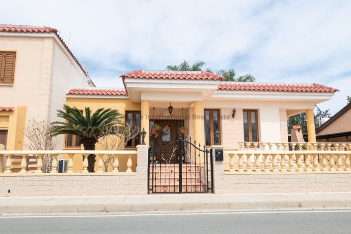 Image No.18-4 Bed Villa for sale