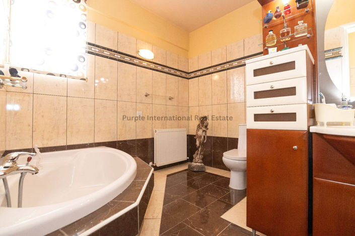 Image No.28-4 Bed Villa for sale